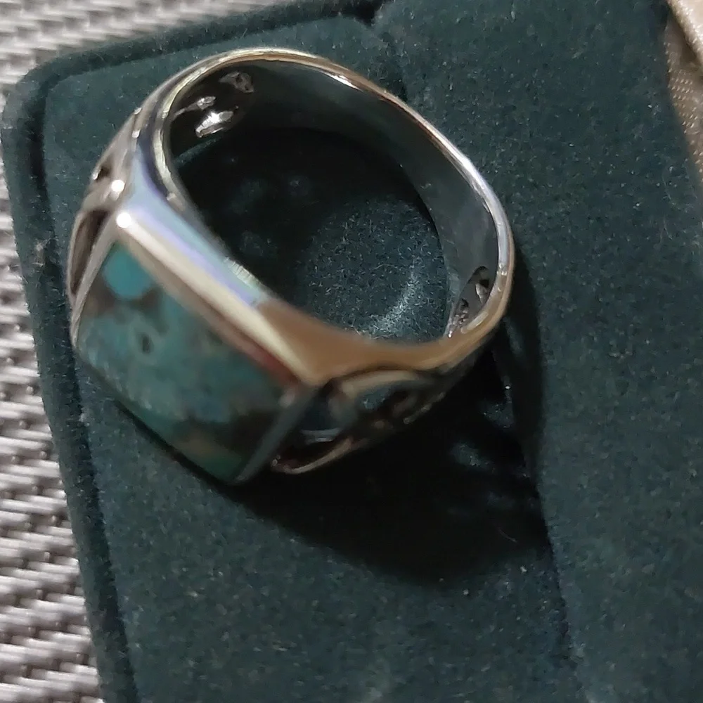 N/A turquoise ring